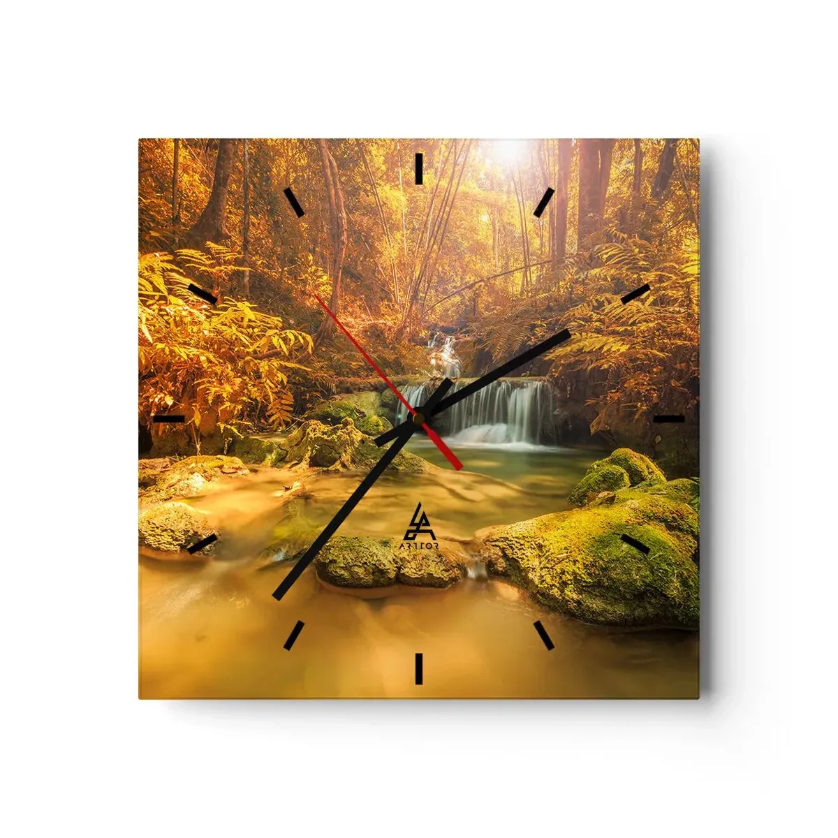 Horloge murale - Pendule murale - Une cascade dorée dans une forêt d'automne entourée de verdure - 30x30cm - Cascade de forêt en or - Décoration murale moderne pour le salon et la chambre ARTTOR