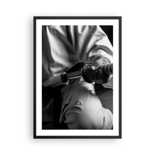 Affiche dans un cadre noir - Poster - Samouraï avec une épée sur une photographie en noir et blanc - 50x70cm - Âme de guerrier - Décoration murale moderne pour le salon et la chambre ARTTOR