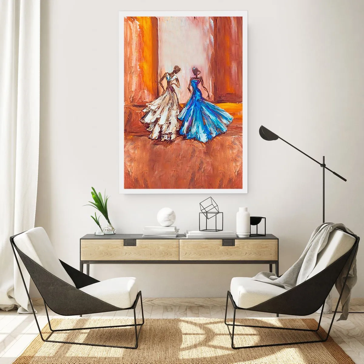 Affiche - Poster - Deux femmes en robes sur fond d'intérieur doré - 50x70cm - Un duo reconnaissant - Décoration murale moderne pour le salon et la chambre ARTTOR