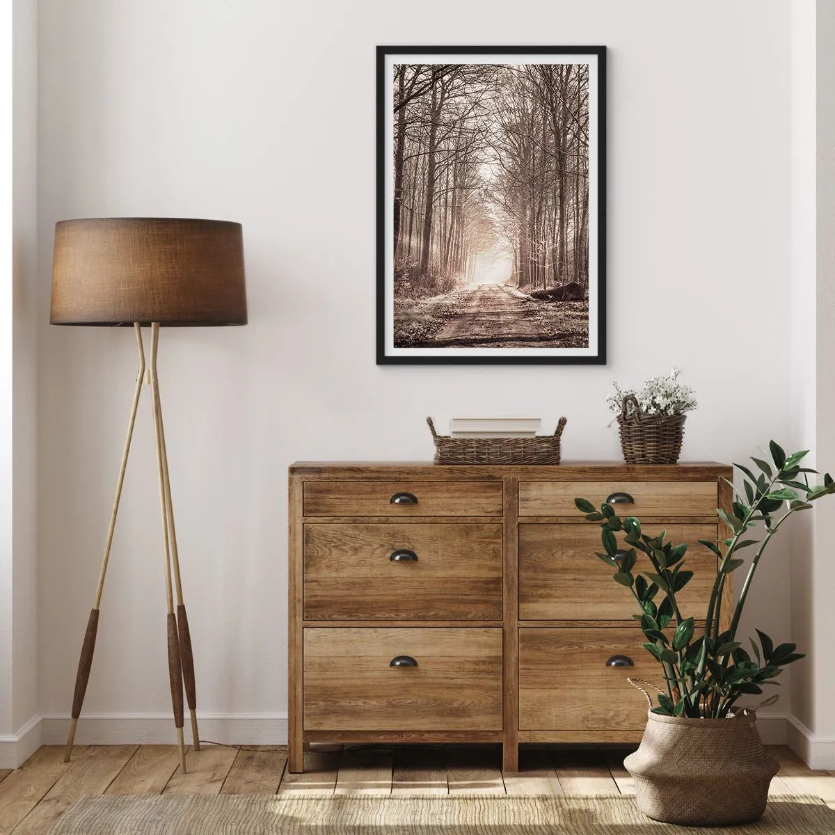 Affiche dans un cadre noir - Poster - Un chemin forestier aux tons sépia automnaux - 50x70cm - Cathédrale de la forêt - Décoration murale moderne pour le salon et la chambre ARTTOR