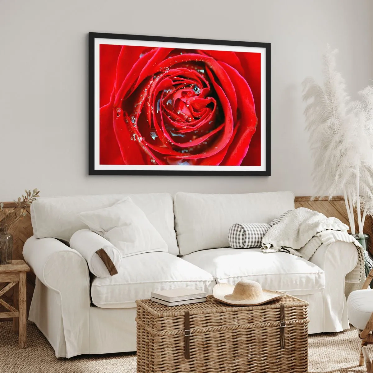 Affiche dans un cadre noir - Poster - Gros plan d'une rose rouge avec des gouttes d'eau sur les pétales - 100x70cm - Dans les gouttes de rosée - Décoration murale moderne pour le salon et la chambre ARTTOR