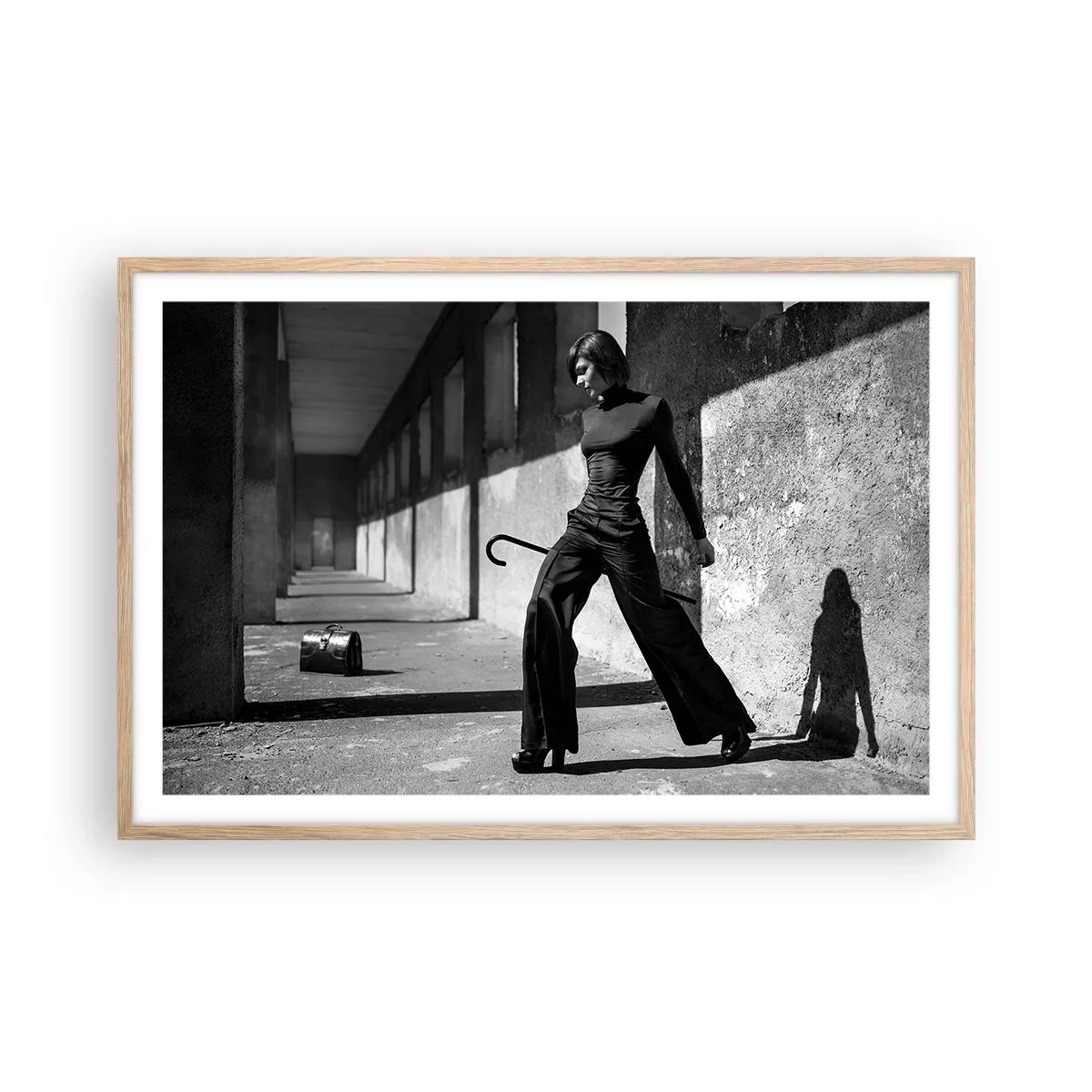 Affiche dans un chêne clair - Poster - Élégance urbaine - 91x61 cm