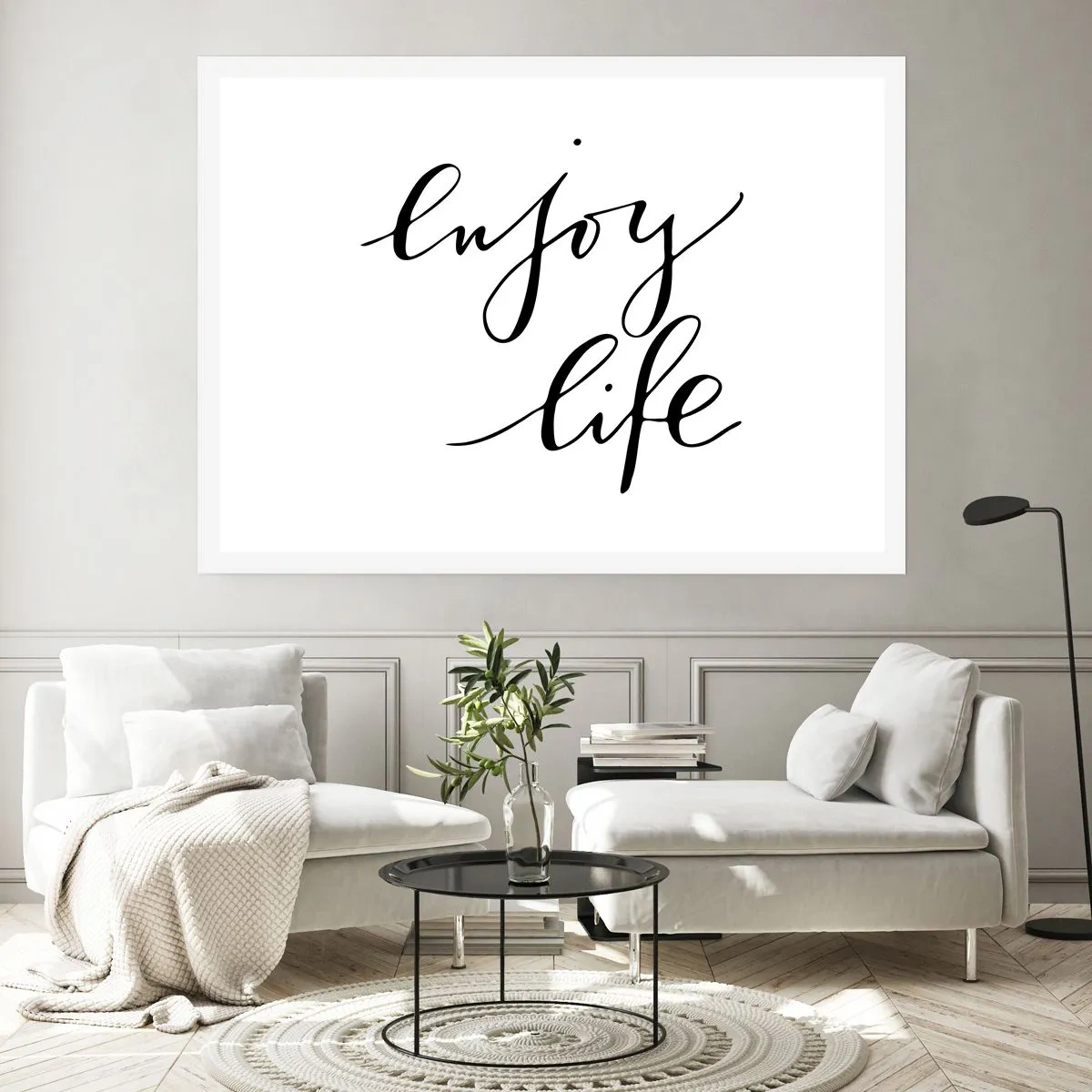 Affiche - Poster - La citation «Profitez de la vie» en calligraphie noire sur fond blanc - 100x70cm - Rien à ajouter.... - Décoration murale moderne pour le salon et la chambre ARTTOR