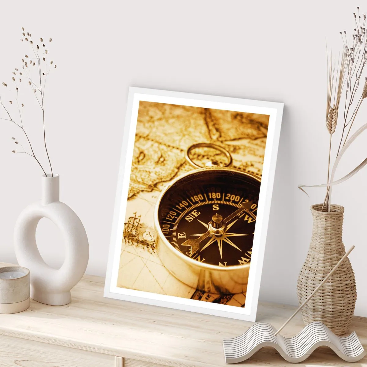 Affiche dans un cadre blanc - Poster - Est ou ouest? - 70x100 cm