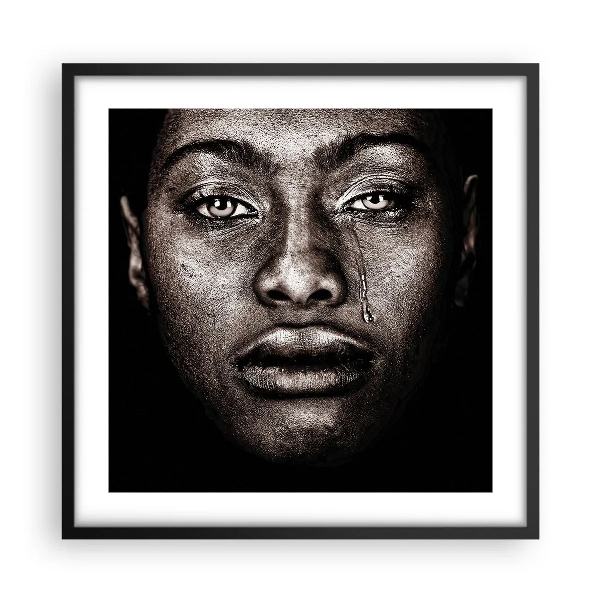Affiche dans un cadre noir - Poster - Une larme - 50x50 cm