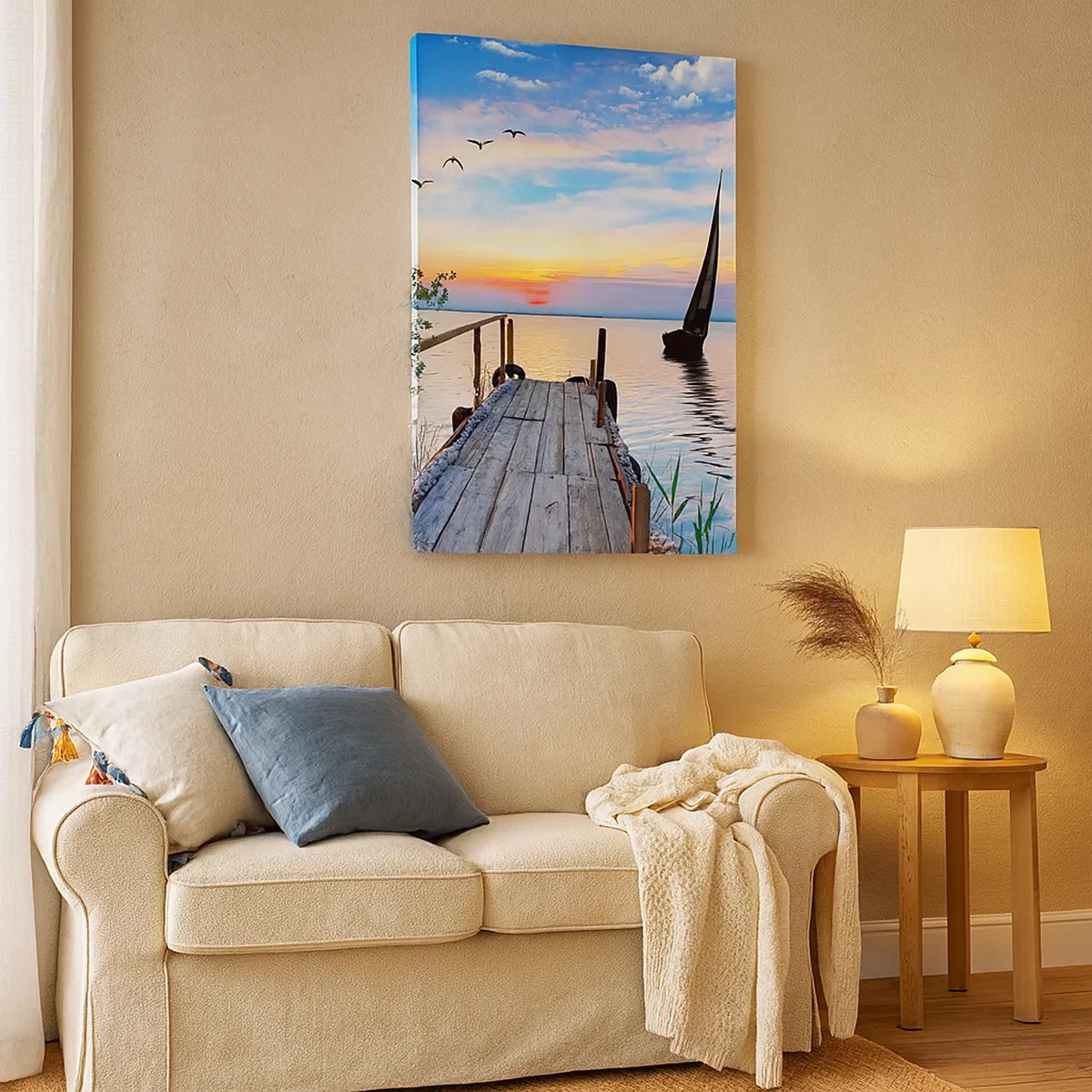 Impression sur toile - Image sur toile - Jetée du lac avec bateau et coucher de soleil - 50x70cm - Bonsoir! - Décoration murale moderne pour le salon et la chambre ARTTOR