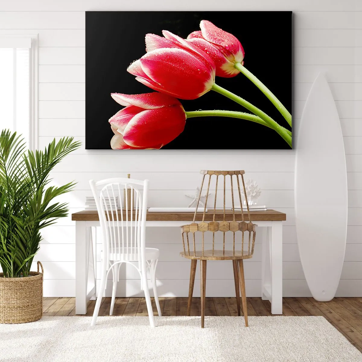 Impression sur toile - Image sur toile - Tulipes rouges avec des gouttes de rosée sur fond noir - 120x80cm - Une promesse d'amour pur - Décoration murale moderne pour le salon et la chambre ARTTOR