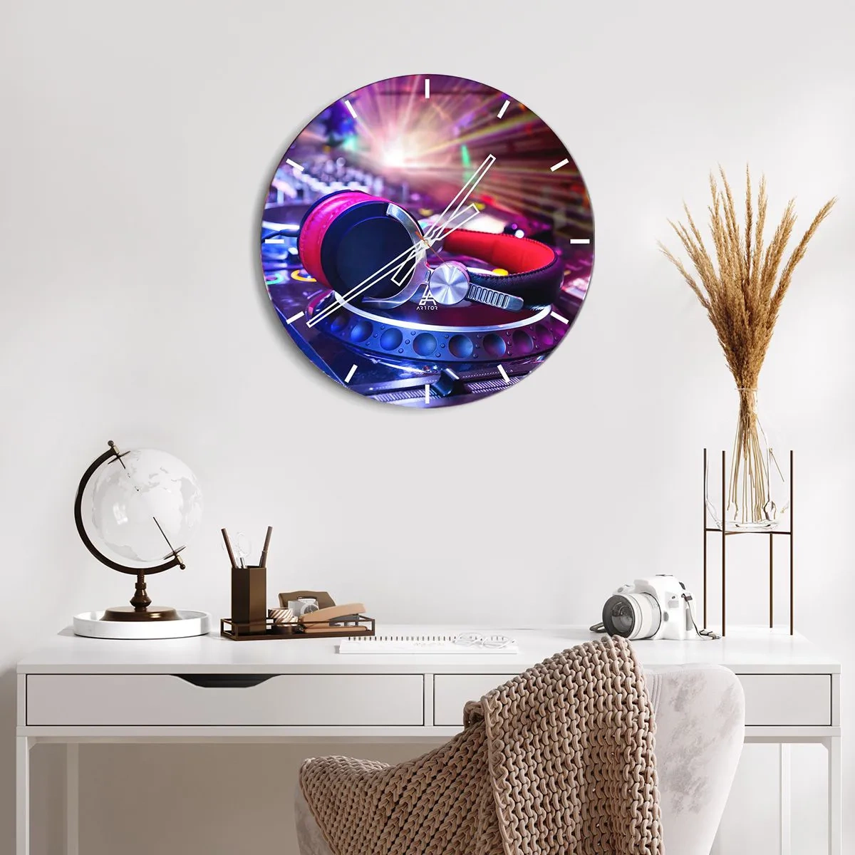 Horloge murale - Pendule murale - Il va s'en passer des choses - 40x40 cm