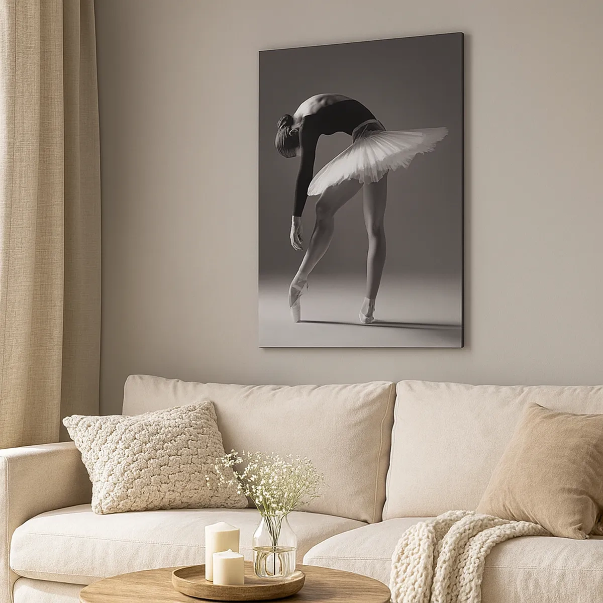 Impression sur toile - Image sur toile - Une ballerine dans une pose élégante sur un fond noir et blanc - 50x70cm - Belle ballerine - Décoration murale moderne pour le salon et la chambre ARTTOR