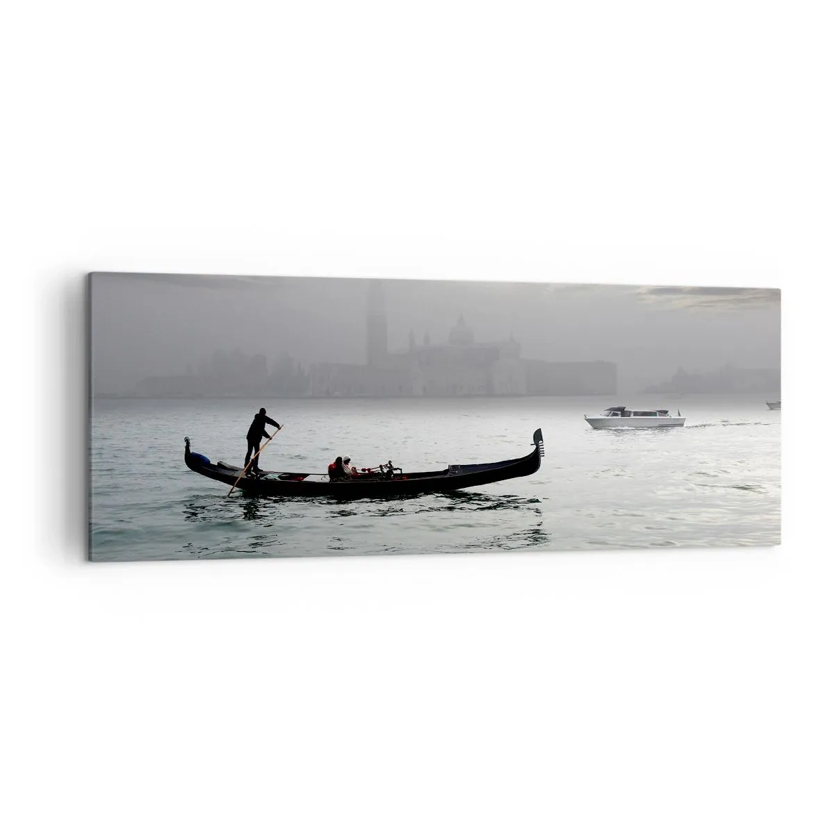 Impression sur toile - Image sur toile - Une gondole glisse sur les eaux de Venise par un matin brumeux, surplombant la ville. - 140x50cm - Une ville fabuleuse faite d'eau et de brouillard - Décoration murale moderne pour le salon et la chambre ARTTOR