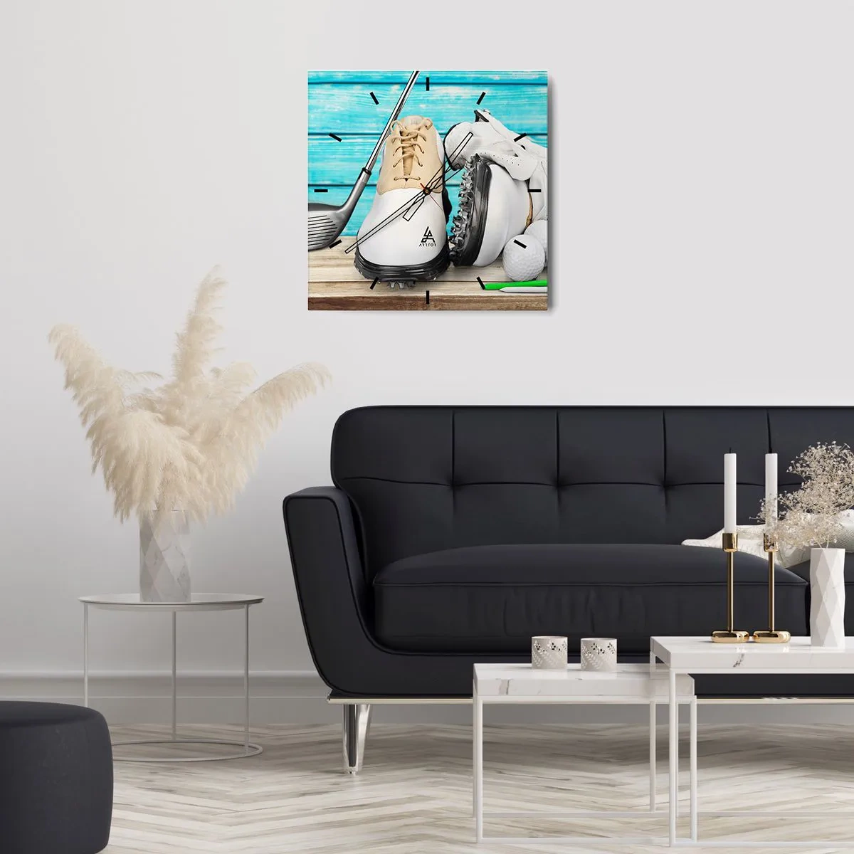 Horloge murale - Pendule murale - Un ensemble d'accessoires de golf sur un fond en bois - 30x30cm - Tout est prêt - Décoration murale moderne pour le salon et la chambre ARTTOR