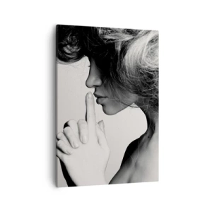 Impression sur toile - Image sur toile - Profil noir et blanc d'une femme faisant un geste de silence - 50x70cm - A l'écoute d'elle-même - Décoration murale moderne pour le salon et la chambre ARTTOR