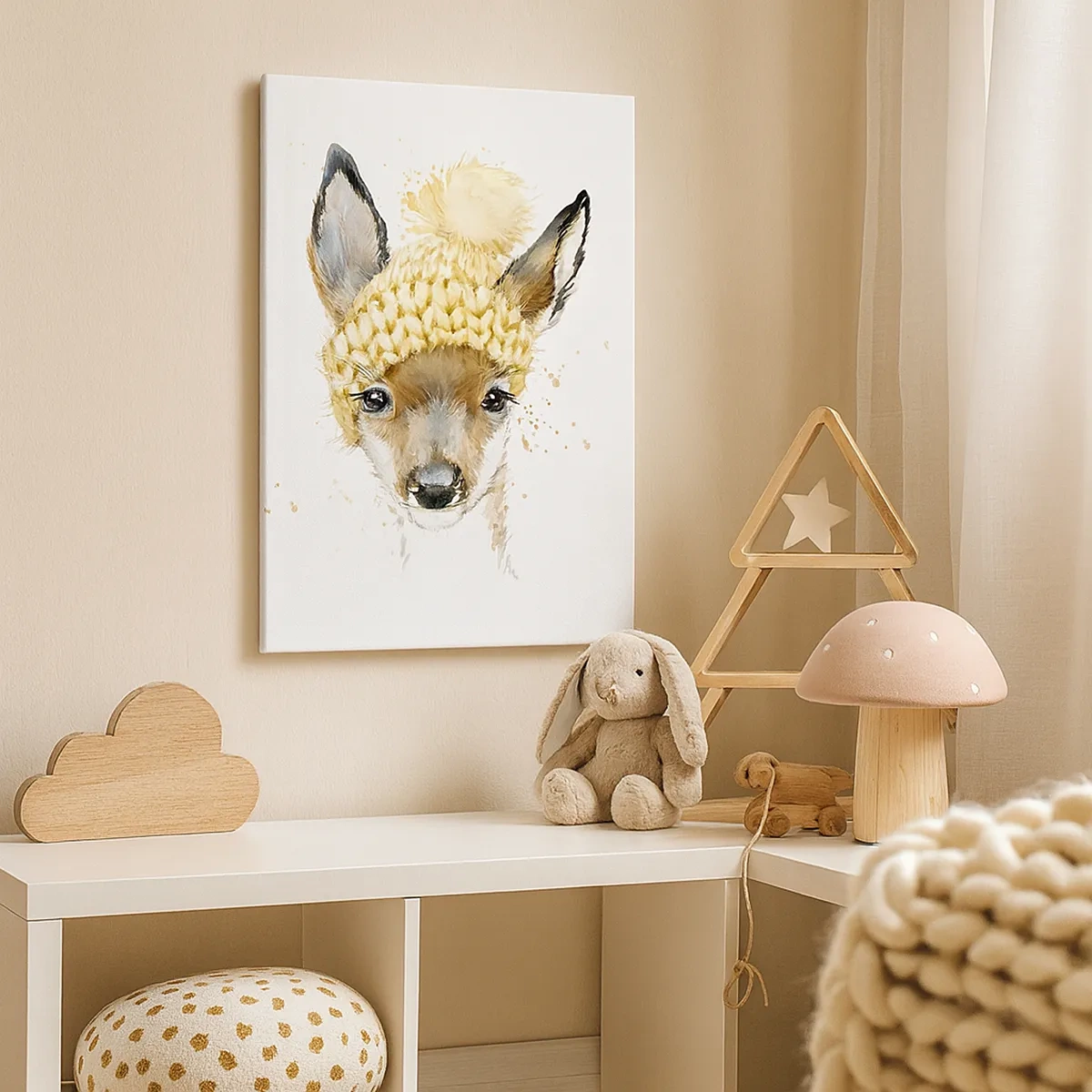 Impression sur toile - Image sur toile - Cerf aquarelle avec une casquette jaune - 50x70cm - Pour l'hiver dans la forêt enneigée - Décoration murale moderne pour le salon et la chambre ARTTOR