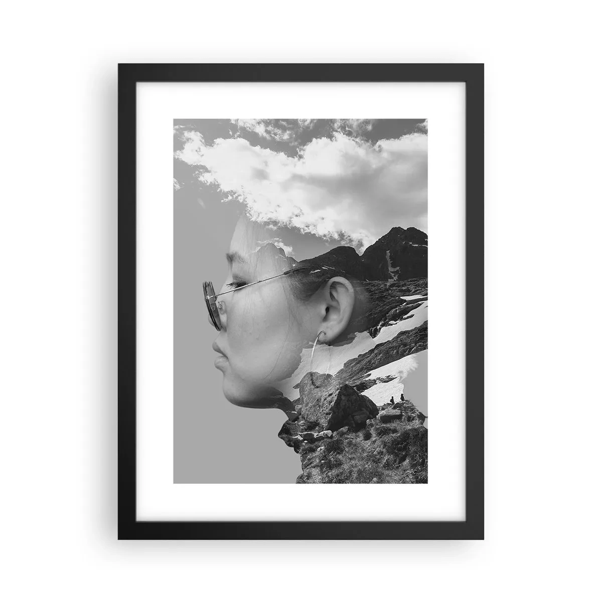Affiche dans un cadre noir - Poster - Portrait de montagnes et nuages - 30x40 cm