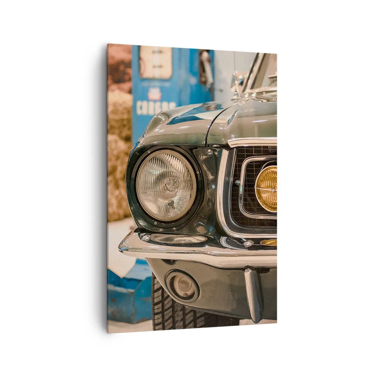 Impression sur toile - Image sur toile - Une voiture rétro emblématique dans un cadre classique - 80x120cm - Rencontre avec une légende - Décoration murale moderne pour le salon et la chambre ARTTOR