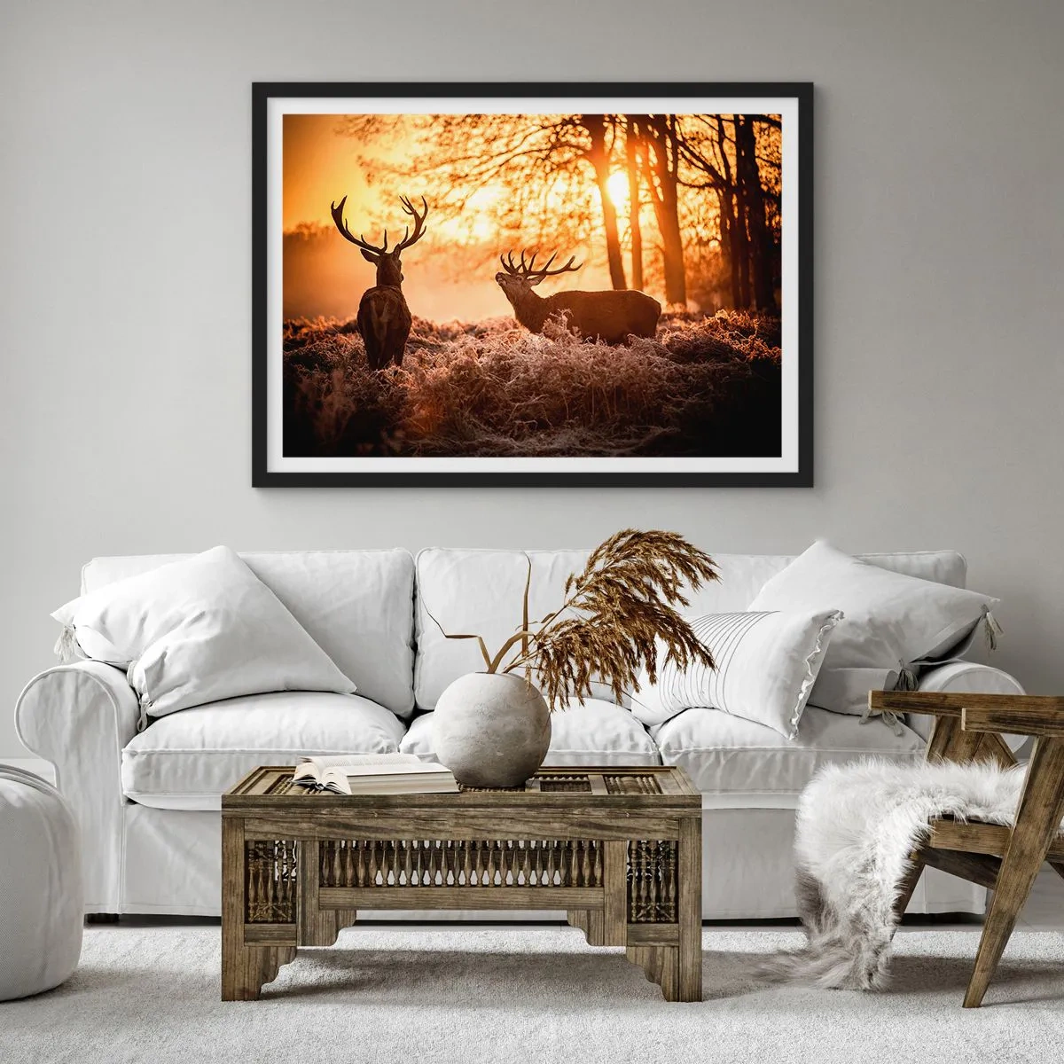 Affiche dans un cadre noir - Poster - Deux cerfs au coucher du soleil dans un paysage hivernal - 70x50cm - Le rêve d'un chasseur - Décoration murale moderne pour le salon et la chambre ARTTOR