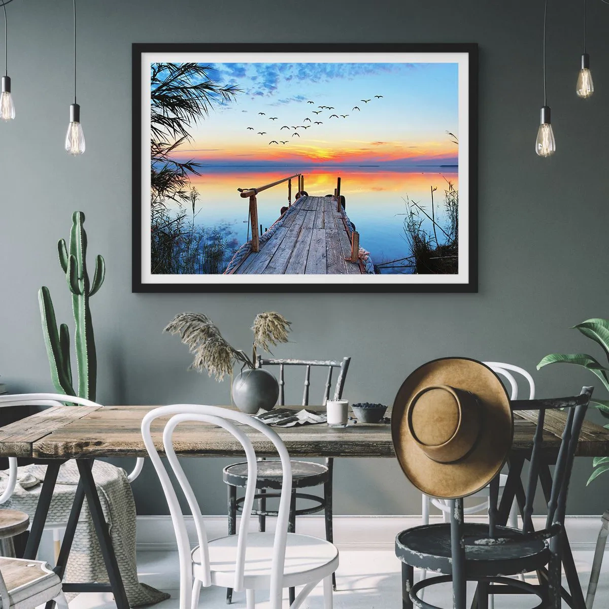 Affiche dans un cadre noir - Poster - Jetée en bois sur le lac au coucher du soleil - 70x50cm - Il est temps de rentrer... - Décoration murale moderne pour le salon et la chambre ARTTOR