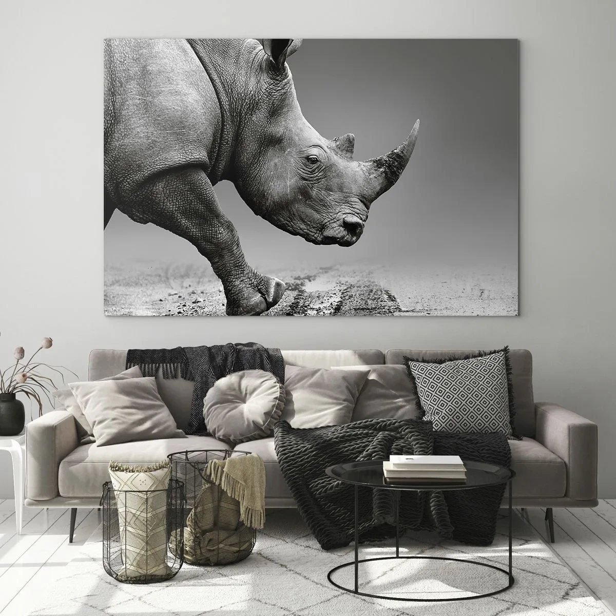 Impression sur verre - Image sur verre - Un rhinocéros en mouvement sur un fond gris - 70x50cm - Force inarrêtable - Décoration murale moderne pour le salon et la chambre ARTTOR