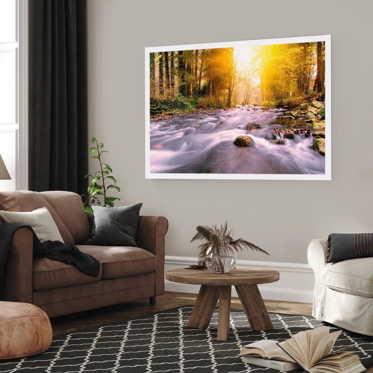 Affiche - Poster - Un ruisseau forestier illuminé par les rayons du soleil - 100x70cm - Malachite dans un cadre argent et or - Décoration murale moderne pour le salon et la chambre ARTTOR