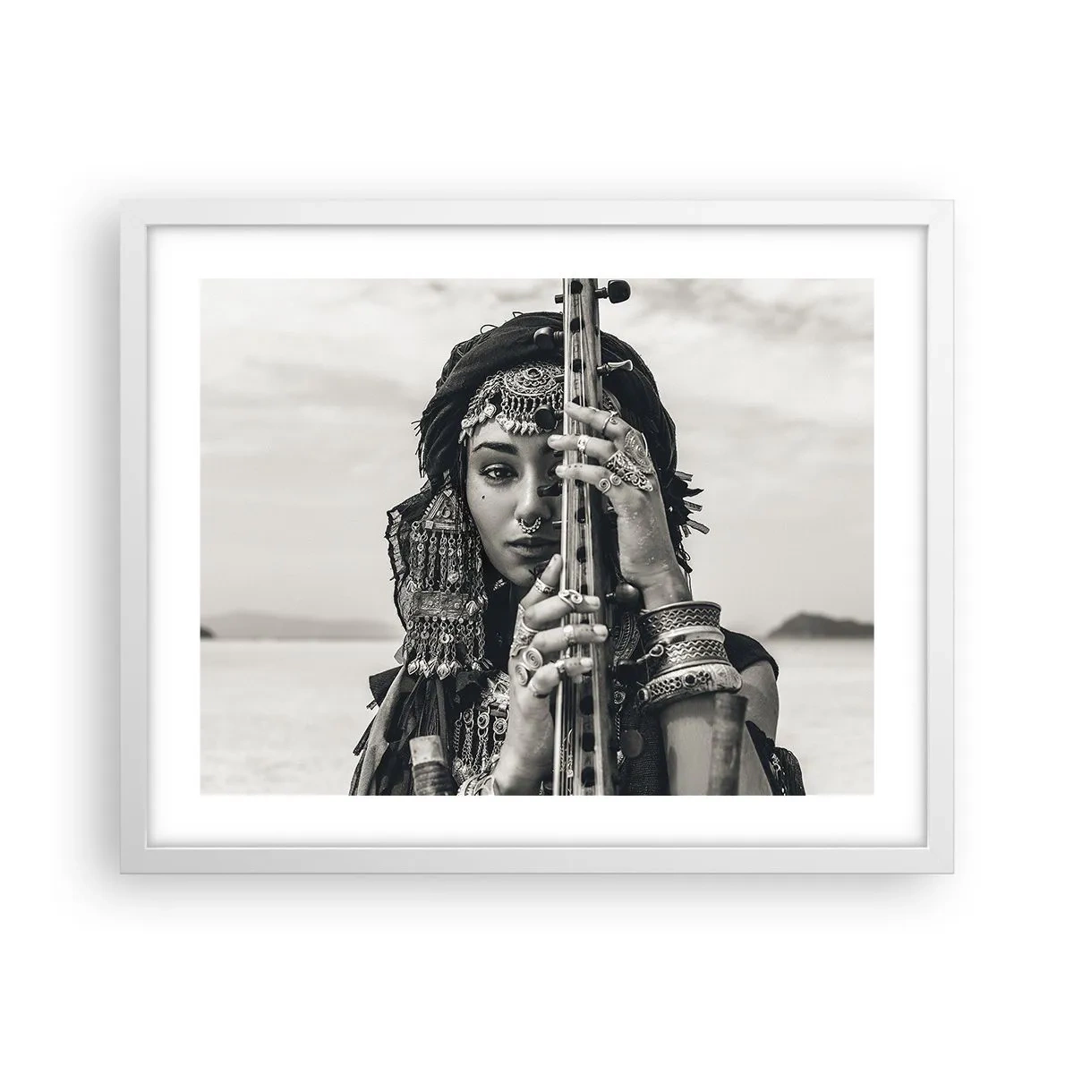 Affiche dans un cadre blanc - Poster - Musique de l'Orient elle-même - 50x40 cm