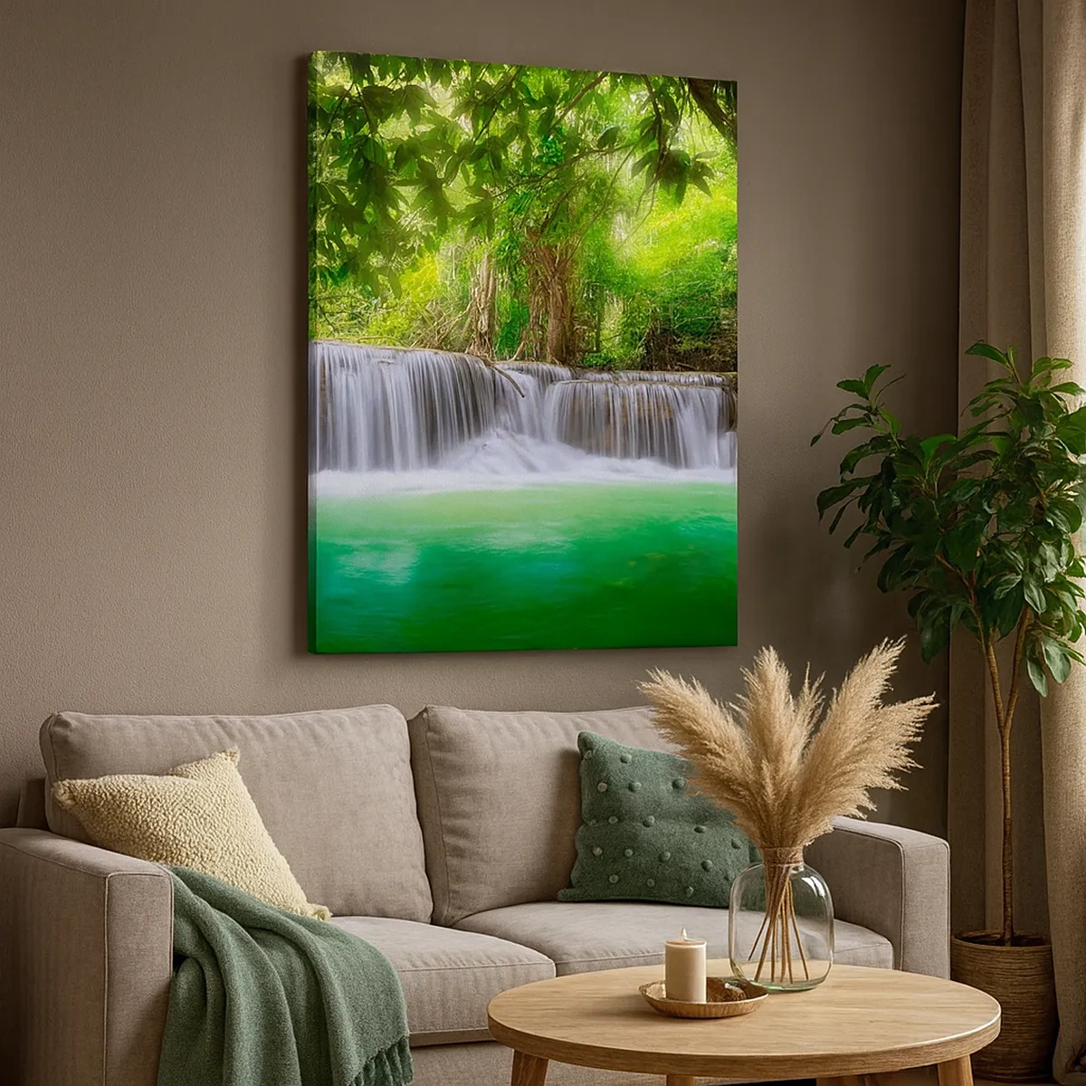 Impression sur toile - Image sur toile - Une cascade verte entourée d'une végétation tropicale dense - 50x70cm - Une cascade de vert - Décoration murale moderne pour le salon et la chambre ARTTOR
