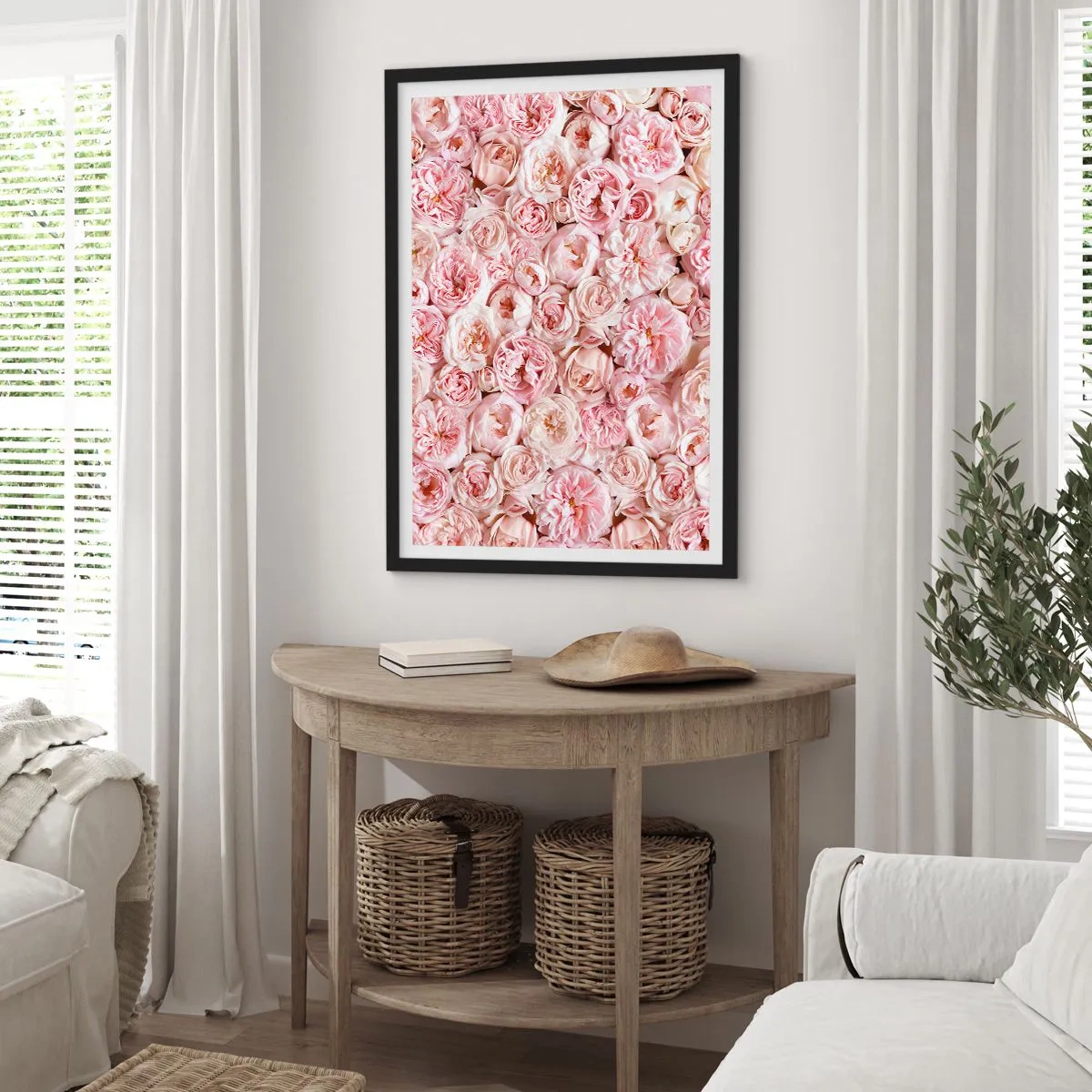Affiche dans un cadre noir - Poster - Un arrangement romantique de fleurs roses en gros plan - 50x70cm - Un lit de roses - Décoration murale moderne pour le salon et la chambre ARTTOR