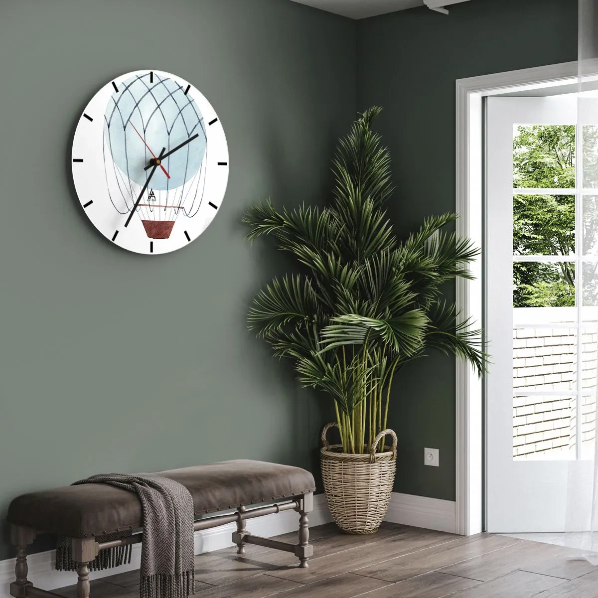 Horloge murale - Pendule murale - Illustration d'un ballon bleu sur fond blanc avec un panier - 30x30cm - Entièrement dans les nuages - Décoration murale moderne pour le salon, la cuisine et la chambre ARTTOR