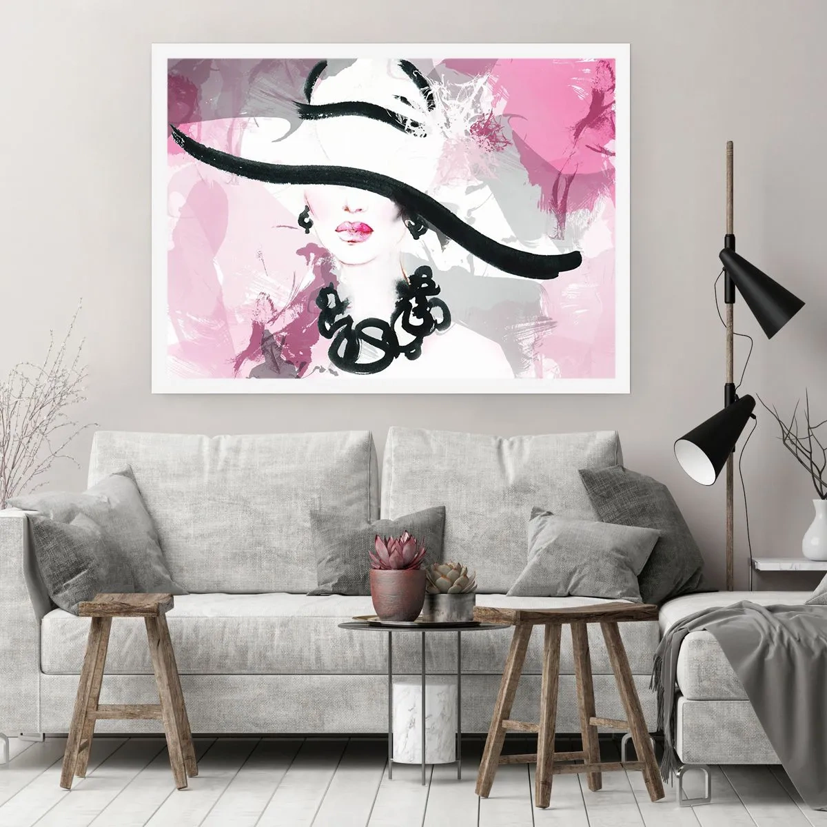 Affiche - Poster - Une femme élégante avec un chapeau sur un fond d'abstractions roses. - 100x70cm - Portrait d'une dame en noir et rose - Décoration murale moderne pour le salon et la chambre ARTTOR