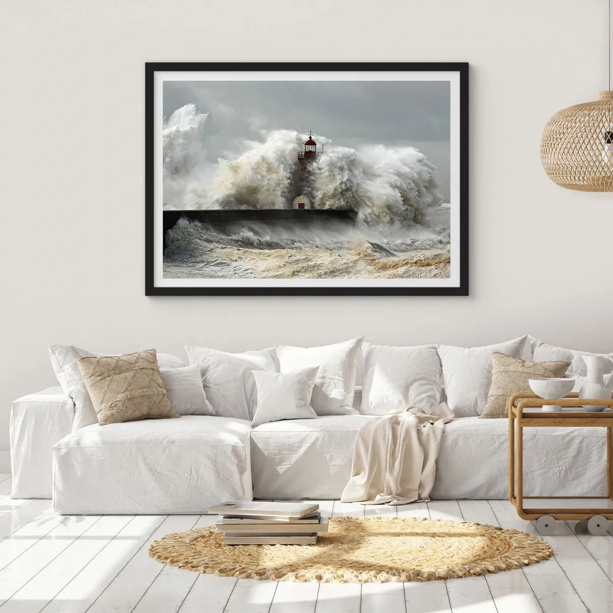 Affiche dans un cadre noir - Poster - Un phare entouré de vagues violentes pendant une tempête - 70x50cm - La colère de l'océan - Décoration murale moderne pour le salon et la chambre ARTTOR
