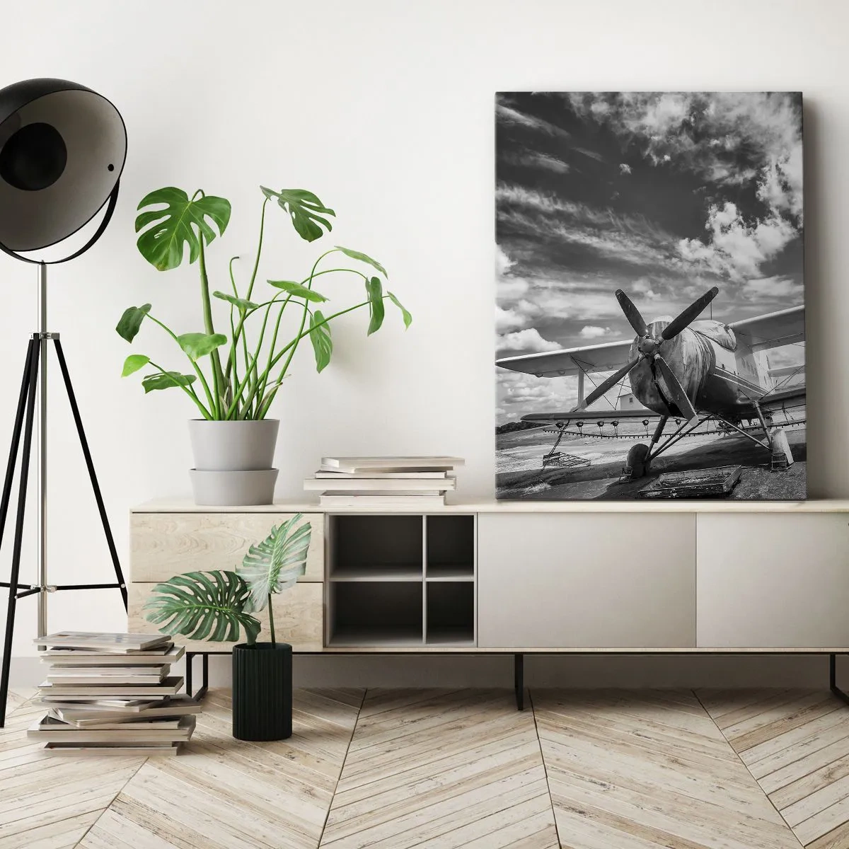 Impression sur toile - Image sur toile - Un vieil avion à l'aéroport en noir et blanc - 50x70cm - Je suis impatient! - Décoration murale moderne pour le salon et la chambre ARTTOR