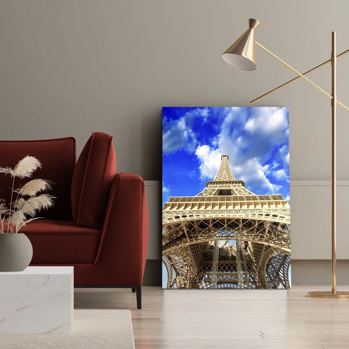 Impression sur toile - Image sur toile - La Tour Eiffel vue d'en bas contre un ciel bleu - 70x100cm - Atteindre le ciel et les nuages - Décoration murale moderne pour le salon et la chambre ARTTOR