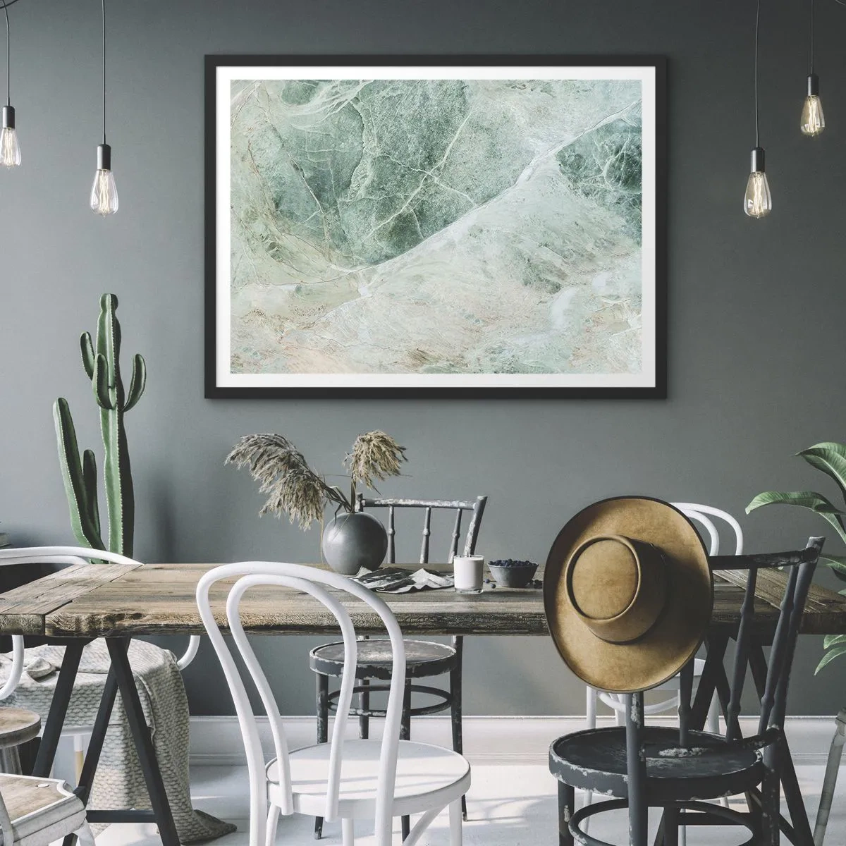 Affiche dans un cadre noir - Poster - Marbre vert aux délicates veines blanches - 70x50cm - La noble froideur de la pierre - Décoration murale moderne pour le salon et la chambre ARTTOR