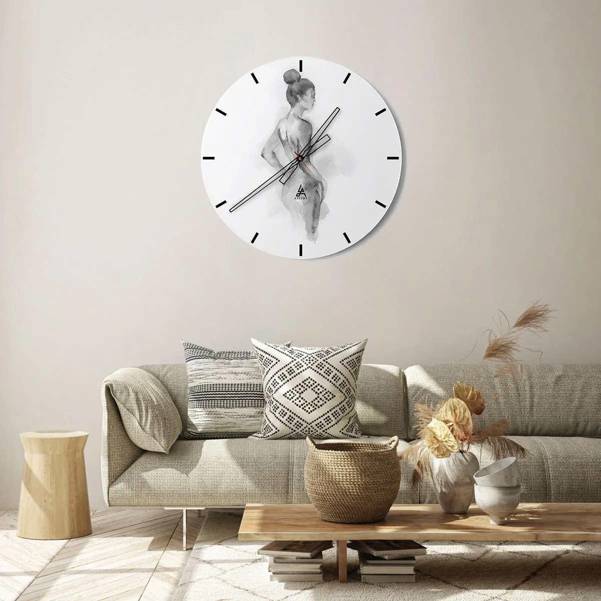 Horloge murale - Pendule murale - Une silhouette de femme peinte à l'aquarelle dans des tons de gris. - 30x30cm - Belle comme une peinture - Décoration murale moderne pour le salon, la cuisine et la chambre ARTTOR