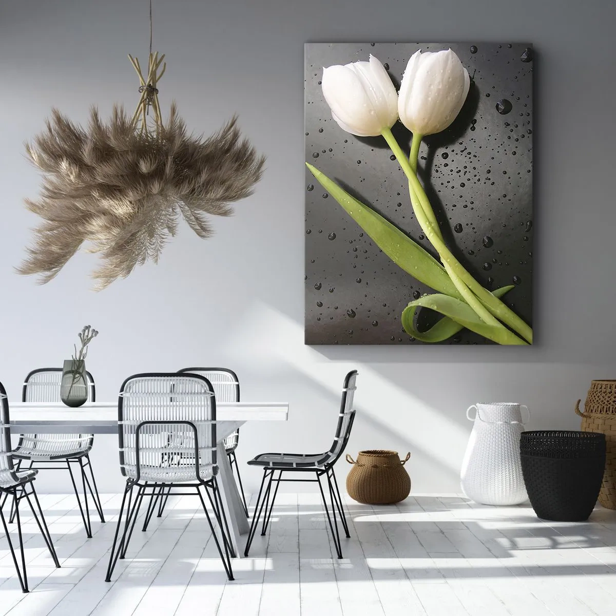 Impression sur toile - Image sur toile - Tulipes blanches sur fond noir avec des gouttes d'eau - 50x70cm - Tissage de printemps - Décoration murale moderne pour le salon et la chambre ARTTOR