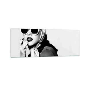 Impression sur verre - Image sur verre - Portrait en noir et blanc d'une femme portant des lunettes et un foulard - 140x50cm - Salutations des années 60 - Décoration murale moderne pour le salon et la chambre ARTTOR