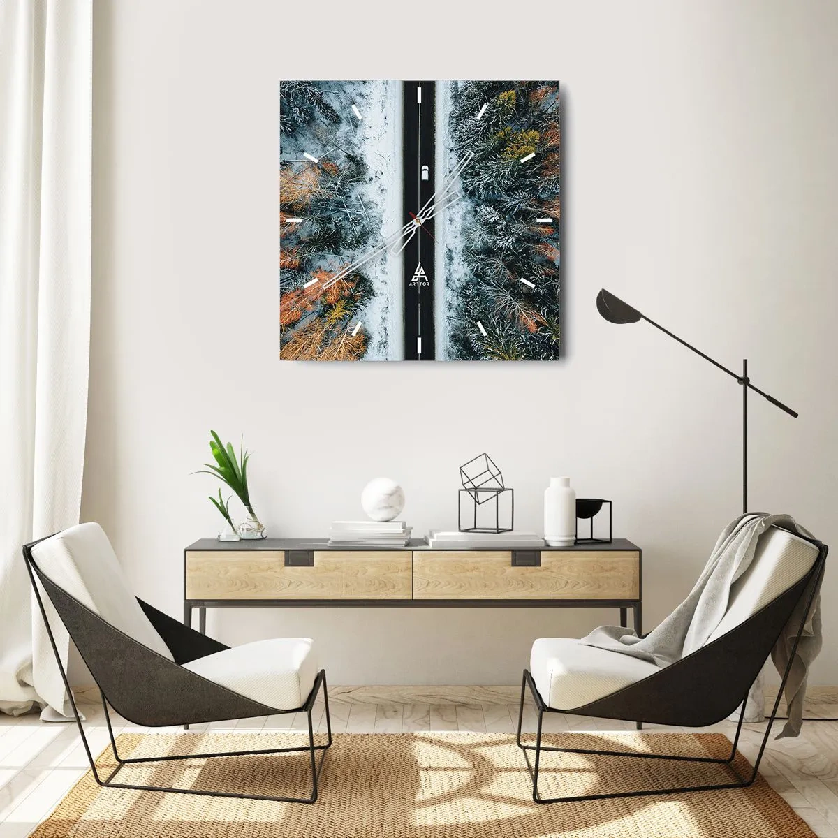 Horloge murale - Pendule murale - Couper à travers la forêt d'hiver - 30x30 cm