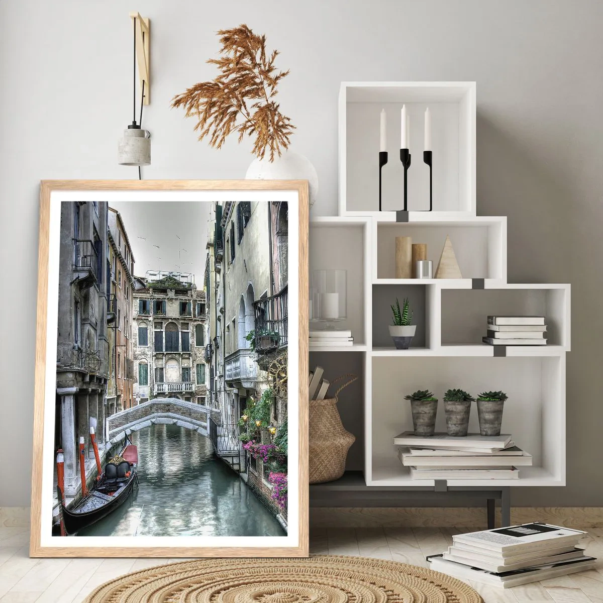 Affiche dans un chêne clair - Poster - Pendant des siècles dans une réflexion silencieuse - 40x50 cm