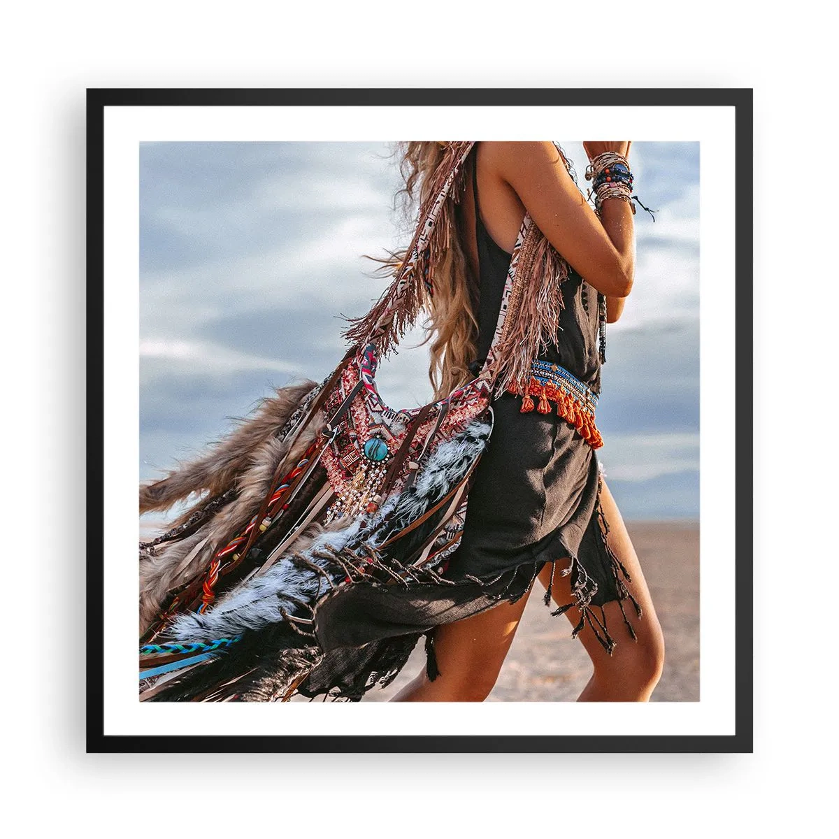 Affiche dans un cadre noir - Poster - La fille du chaman - 60x60 cm