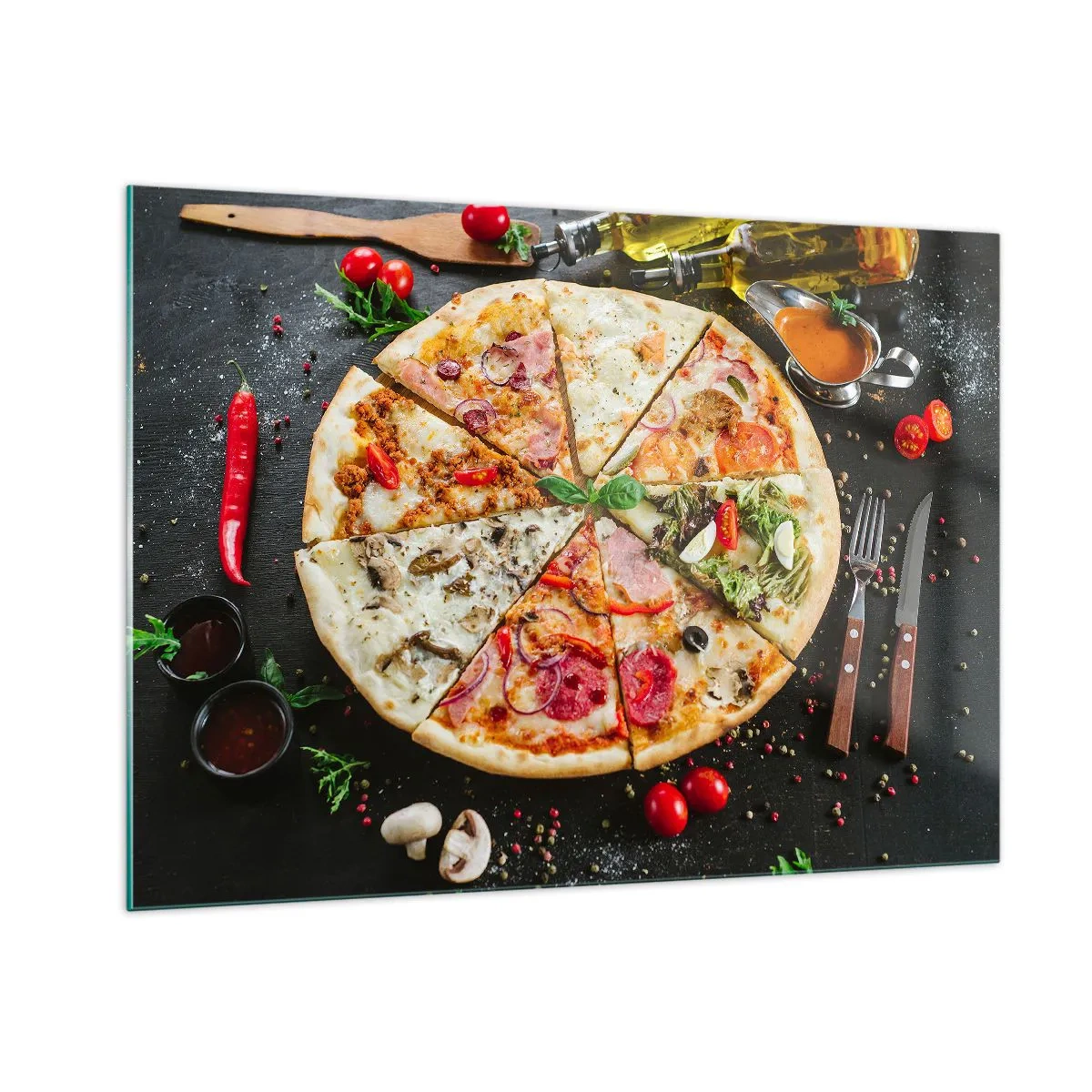 Impression sur verre - Image sur verre - Pizza aux saveurs variées avec garnitures sur fond sombre - 100x70cm - Une gamme de saveurs - Décoration murale moderne pour le salon et la chambre ARTTOR
