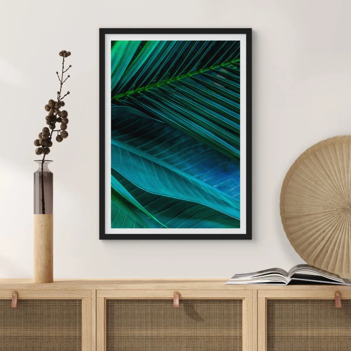 Affiche dans un cadre noir - Poster - Feuilles tropicales aux nuances de vert foncé - 50x70cm - L'anatomie du vert - Décoration murale moderne pour le salon et la chambre ARTTOR