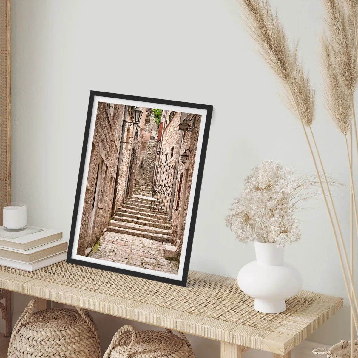 Affiche dans un cadre noir - Poster - Une vieille ruelle magique - 30x40 cm