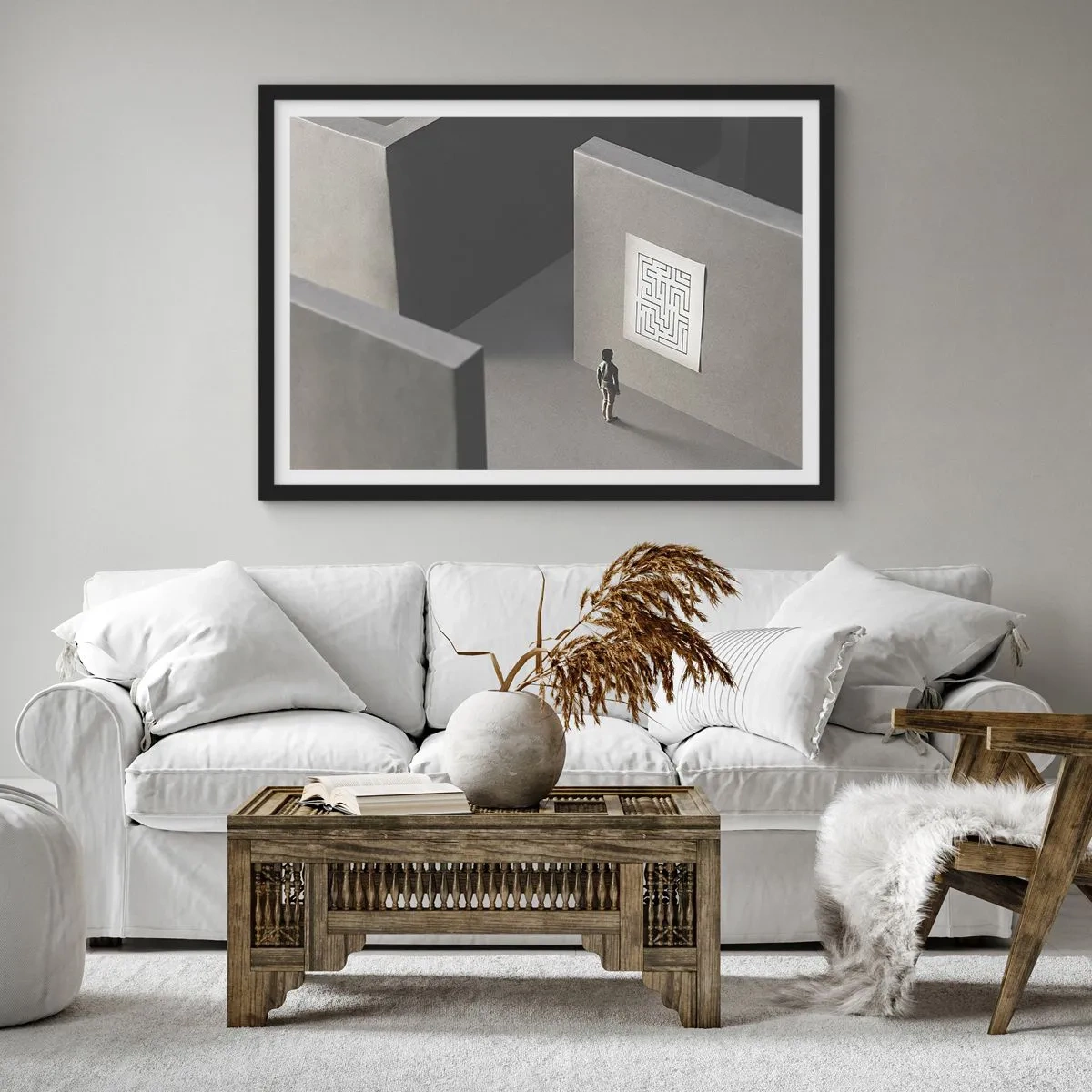 Affiche dans un cadre noir - Poster - Une figure dans un labyrinthe regardant une carte suspendue - 70x50cm - Mais où suis-je? - Décoration murale moderne pour le salon et la chambre ARTTOR