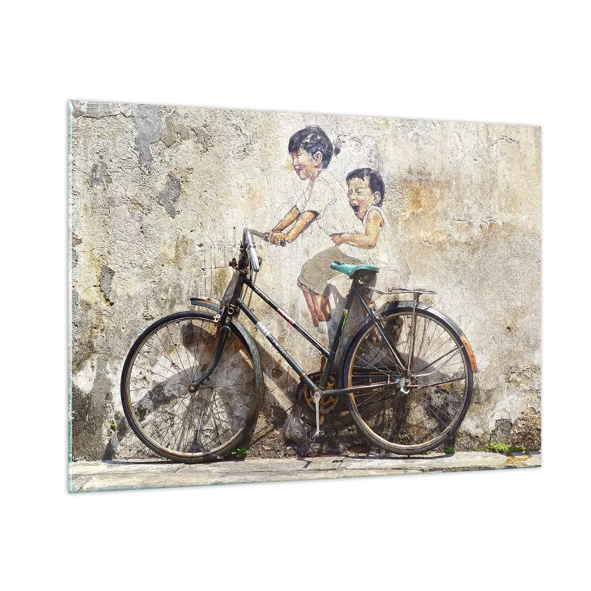 Impression sur verre - Image sur verre - Une peinture murale avec un vélo et des figures d'enfants sur un fond mural. - 100x70cm - Vrai ou faux? - Décoration murale moderne pour le salon et la chambre ARTTOR