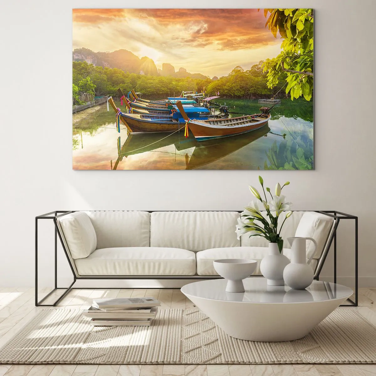 Impression sur verre - Image sur verre - Bateaux traditionnels dans un paysage tropical au coucher du soleil - 100x70cm - Avant une journée chargée - Décoration murale moderne pour le salon et la chambre ARTTOR
