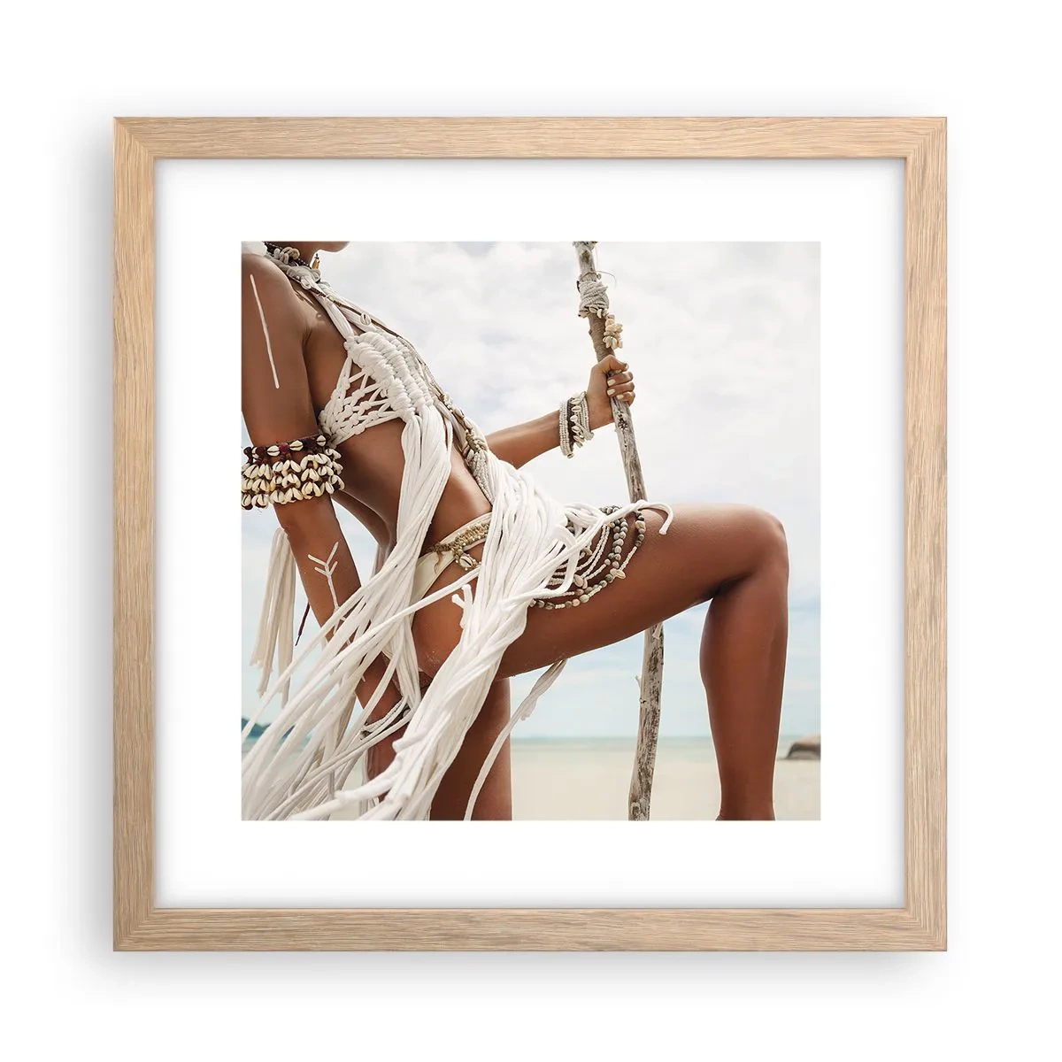 Affiche dans un chêne clair - Poster - Prêtresse du soleil - 30x30 cm