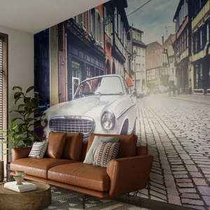 Papier Peint Photo Premium Sand - Voiture classique dans une rue pavée d'une ville historique - 100x70cm - Le passé est aujourd'hui - Décoration murale moderne pour le salon et la chambre ARTTOR
