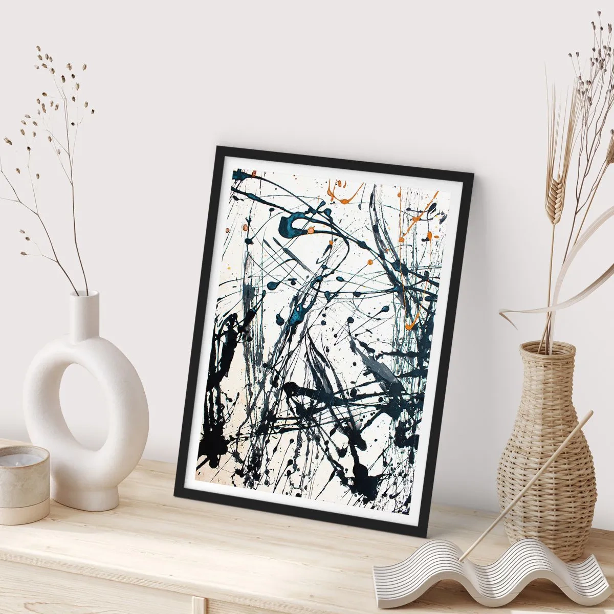 Affiche dans un cadre noir - Poster - Abstraction expressive dans le style de la peinture gestuelle - 50x70cm - Abstraction expressionniste - Décoration murale moderne pour le salon et la chambre ARTTOR