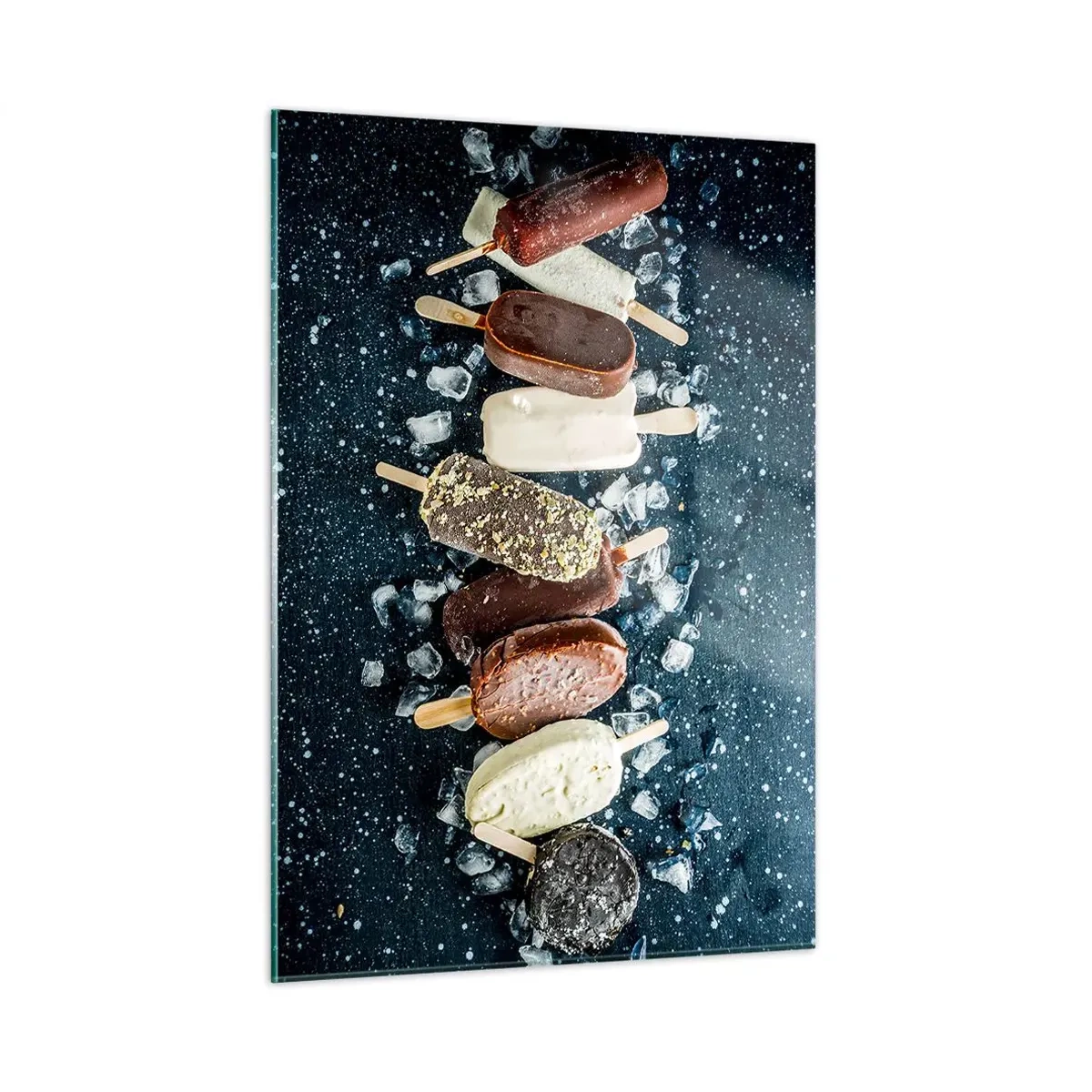 Impression sur verre - Image sur verre - Glaces aux saveurs variées disposées sur des glaçons - 50x70cm - Le goût de l'été chaud - Décoration murale moderne pour le salon et la chambre ARTTOR
