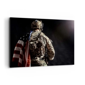 Impression sur toile - Image sur toile - Un soldat en uniforme avec un drapeau sur un fond sombre - 100x70cm - C'est exactement pour ça - Décoration murale moderne pour le salon et la chambre ARTTOR
