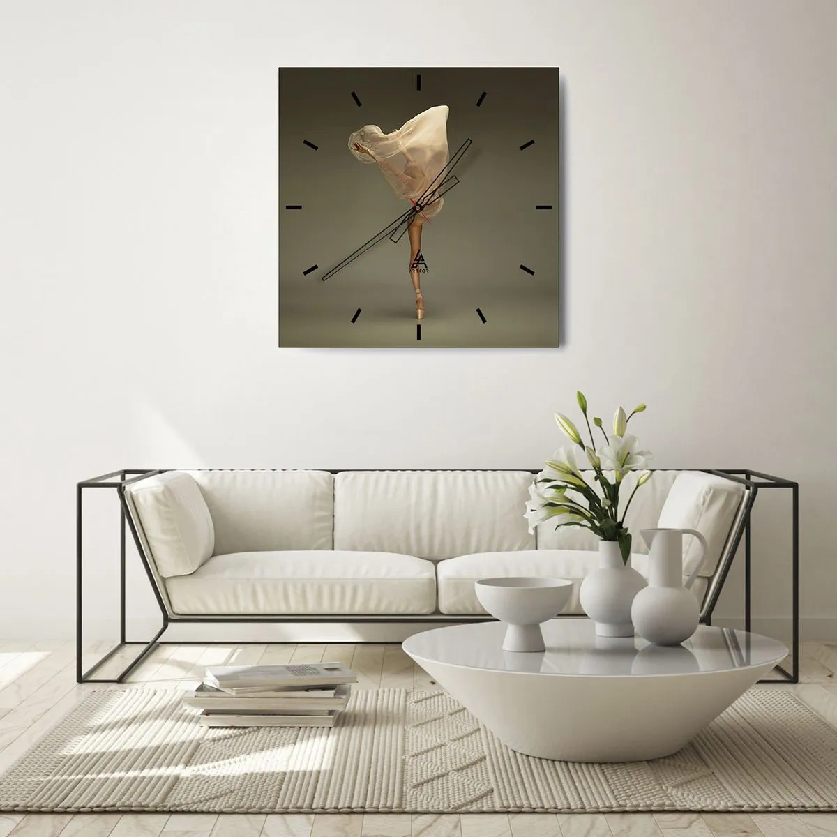 Horloge murale - Pendule murale - Une danseuse flottant dans les airs avec du tissu - 30x30cm - Il va bientôt s'envoler - Décoration murale moderne pour le salon et la chambre ARTTOR